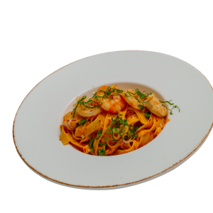 Spicy tagliatelle with shrimps